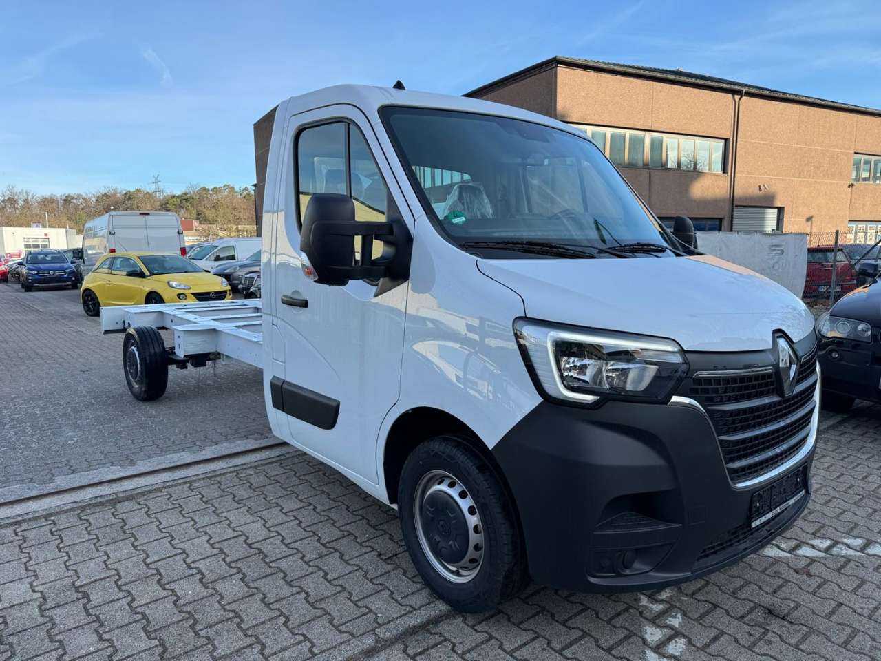Renault Master Pritsche/Fahrgest. L3H1 3,5t- Photo 3