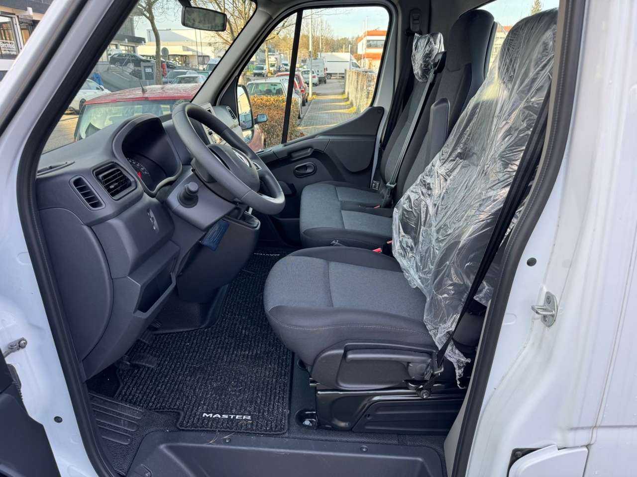 Renault Master Pritsche/Fahrgest. L3H1 3,5t- Photo 7