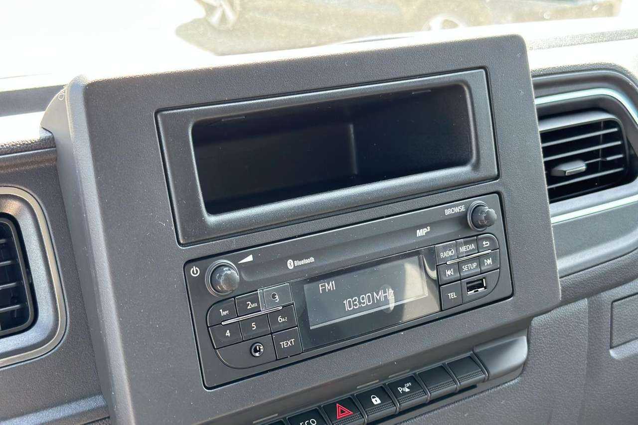Renault Master L3H2 :Klima+ Lichtsensor- Photo 18