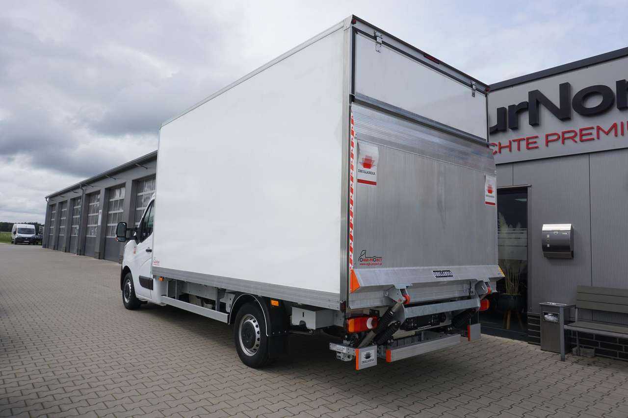 Renault Master Fahrzeug im Vorlauf, Ladebordwand 750kg, Seitentür- Photo 25