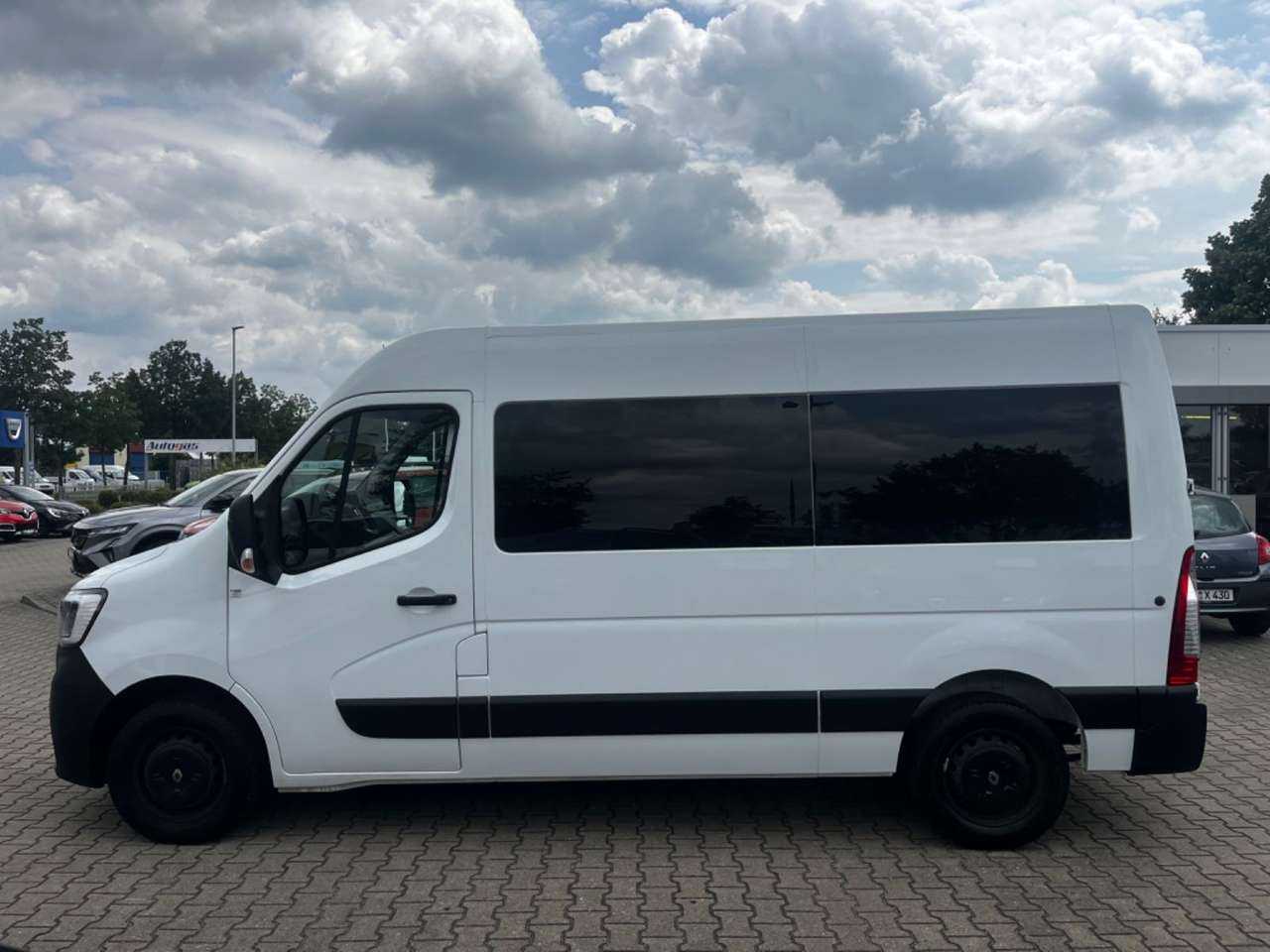 Renault Master Kombi L2H2 3,3t 9-Sitzer Webasto AHK- Photo 6
